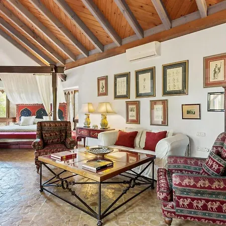 Villa Paradise In Pool And Wifi Antibes